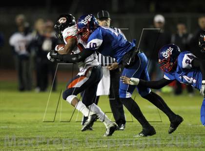 Thumbnail 1 in Serra vs. Chaminade (CIF SS Western Division Final) photogallery.