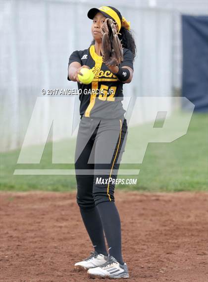 Thumbnail 3 in Antioch vs Freedom photogallery.