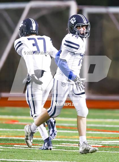 Thumbnail 2 in Marin Catholic @ San Ramon Valley (CIF D2-A NorCal Championship) photogallery.