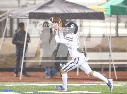 Thumbnail 2 in Marin Catholic @ San Ramon Valley (CIF D2-A NorCal Championship) photogallery.