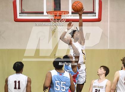 Thumbnail 1 in Archbishop Rummel vs Northlake Christian (Country Day Classic) photogallery.