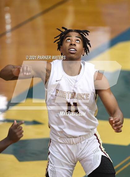 Thumbnail 1 in Archbishop Rummel vs Northlake Christian (Country Day Classic) photogallery.
