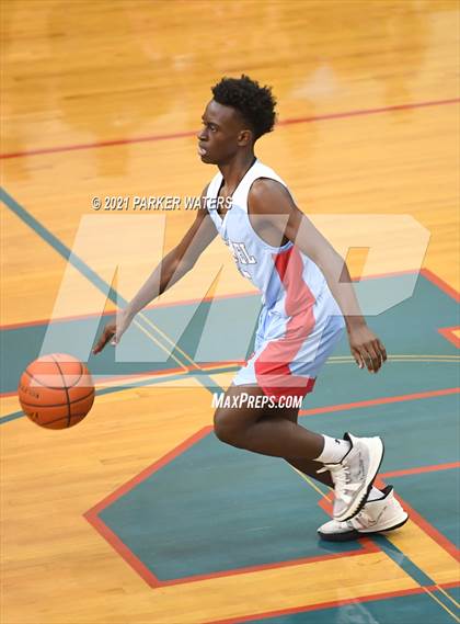 Thumbnail 1 in Archbishop Rummel vs Northlake Christian (Country Day Classic) photogallery.