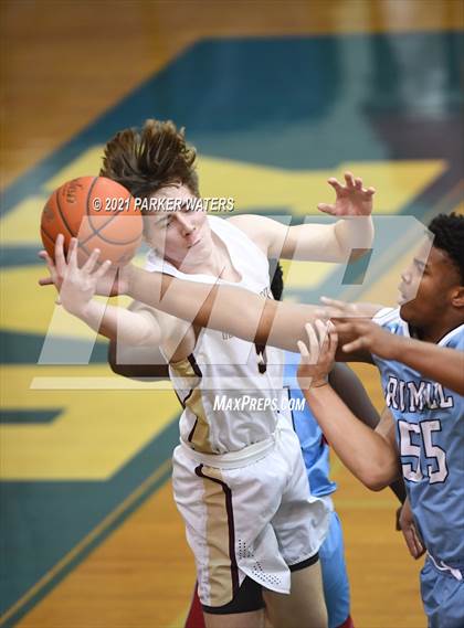 Thumbnail 3 in Archbishop Rummel vs Northlake Christian (Country Day Classic) photogallery.