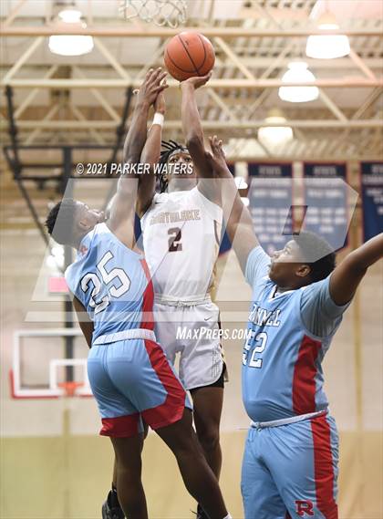 Thumbnail 1 in Archbishop Rummel vs Northlake Christian (Country Day Classic) photogallery.