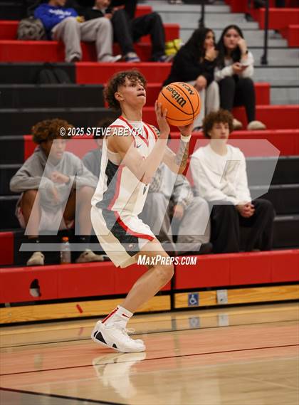 Thumbnail 2 in Monarch @ Eaglecrest photogallery.