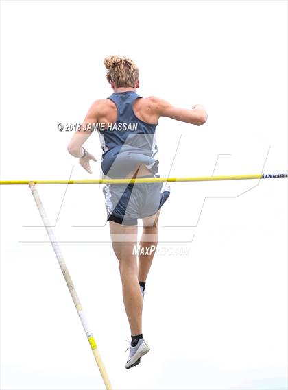 Thumbnail 1 in Bob Jenkins SCTCCCA Coaches Classic (Pole Vault) photogallery.