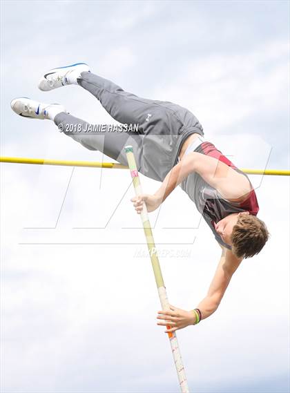 Thumbnail 1 in Bob Jenkins SCTCCCA Coaches Classic (Pole Vault) photogallery.