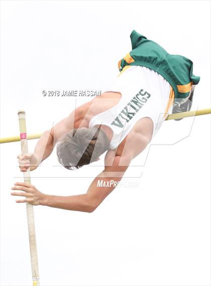 Thumbnail 1 in Bob Jenkins SCTCCCA Coaches Classic (Pole Vault) photogallery.