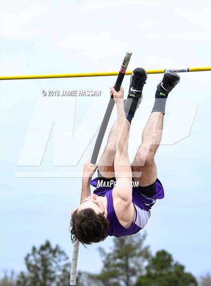 Thumbnail 1 in Bob Jenkins SCTCCCA Coaches Classic (Pole Vault) photogallery.