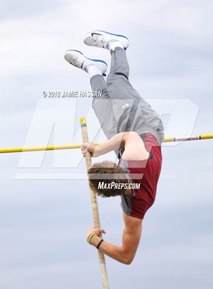 Thumbnail 3 in Bob Jenkins SCTCCCA Coaches Classic (Pole Vault) photogallery.