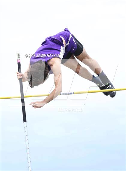 Thumbnail 3 in Bob Jenkins SCTCCCA Coaches Classic (Pole Vault) photogallery.