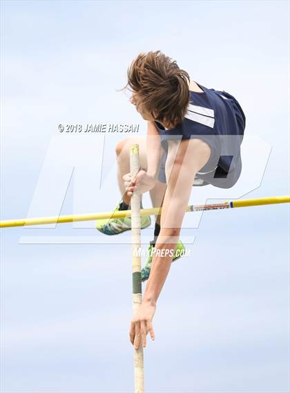 Thumbnail 2 in Bob Jenkins SCTCCCA Coaches Classic (Pole Vault) photogallery.