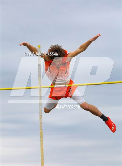 Thumbnail 1 in Bob Jenkins SCTCCCA Coaches Classic (Pole Vault) photogallery.