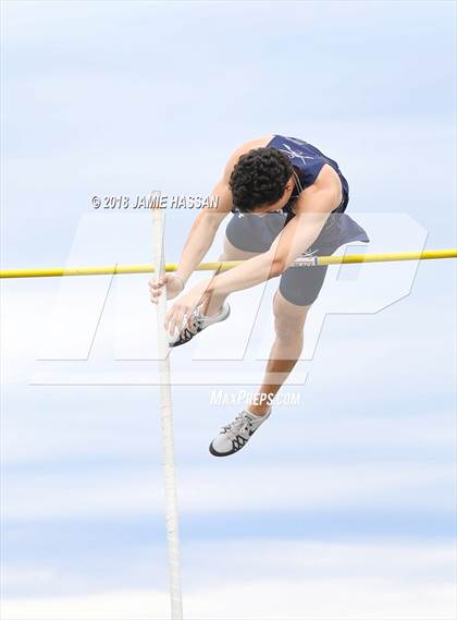Thumbnail 3 in Bob Jenkins SCTCCCA Coaches Classic (Pole Vault) photogallery.