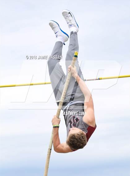 Thumbnail 3 in Bob Jenkins SCTCCCA Coaches Classic (Pole Vault) photogallery.