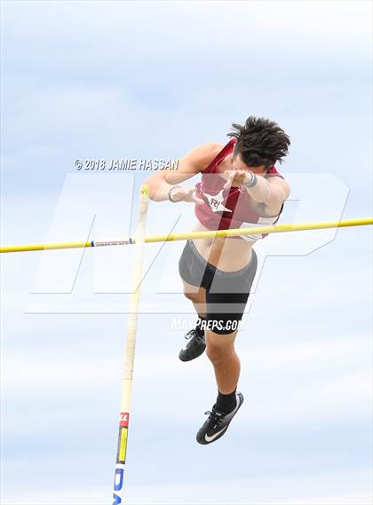 Thumbnail 2 in Bob Jenkins SCTCCCA Coaches Classic (Pole Vault) photogallery.