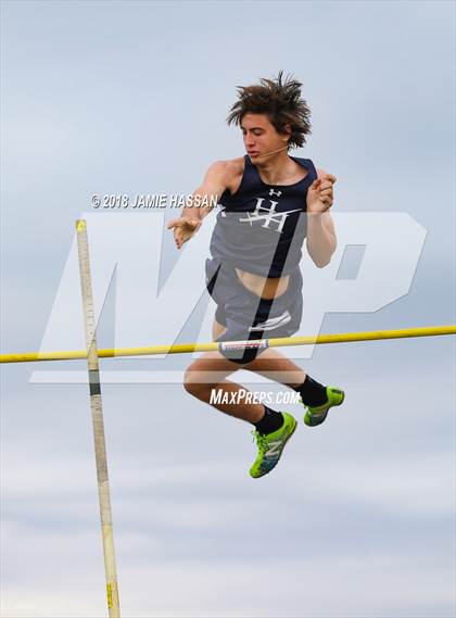 Thumbnail 2 in Bob Jenkins SCTCCCA Coaches Classic (Pole Vault) photogallery.