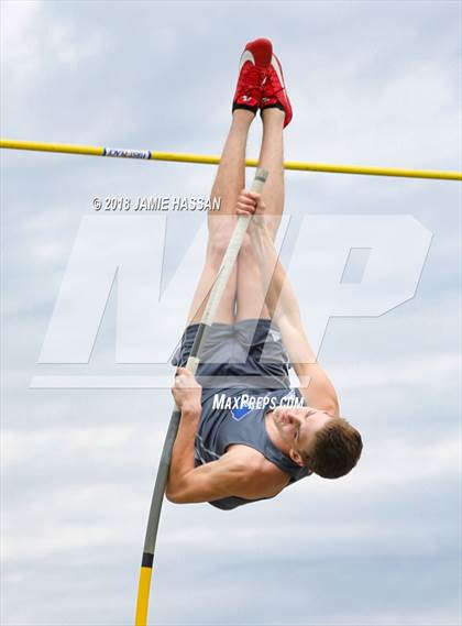 Thumbnail 1 in Bob Jenkins SCTCCCA Coaches Classic (Pole Vault) photogallery.