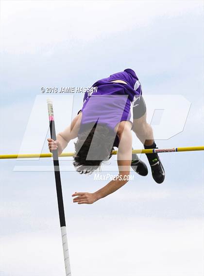 Thumbnail 3 in Bob Jenkins SCTCCCA Coaches Classic (Pole Vault) photogallery.