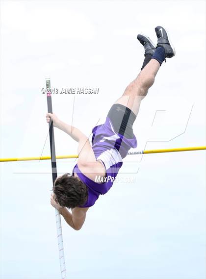 Thumbnail 2 in Bob Jenkins SCTCCCA Coaches Classic (Pole Vault) photogallery.