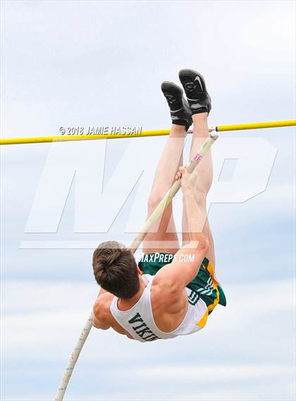 Thumbnail 1 in Bob Jenkins SCTCCCA Coaches Classic (Pole Vault) photogallery.