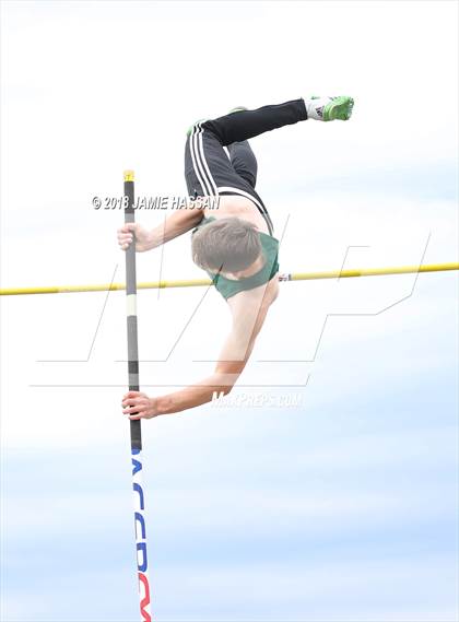 Thumbnail 2 in Bob Jenkins SCTCCCA Coaches Classic (Pole Vault) photogallery.