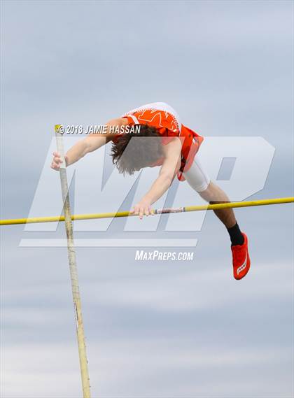 Thumbnail 3 in Bob Jenkins SCTCCCA Coaches Classic (Pole Vault) photogallery.