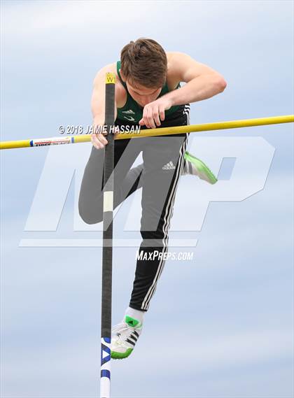 Thumbnail 2 in Bob Jenkins SCTCCCA Coaches Classic (Pole Vault) photogallery.