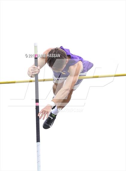 Thumbnail 2 in Bob Jenkins SCTCCCA Coaches Classic (Pole Vault) photogallery.