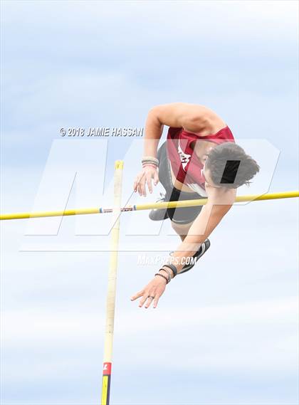 Thumbnail 1 in Bob Jenkins SCTCCCA Coaches Classic (Pole Vault) photogallery.