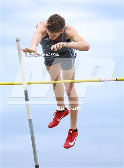 Thumbnail 1 in Bob Jenkins SCTCCCA Coaches Classic (Pole Vault) photogallery.