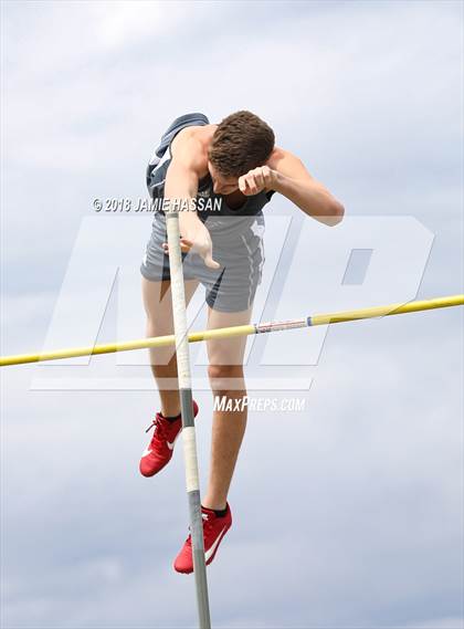 Thumbnail 1 in Bob Jenkins SCTCCCA Coaches Classic (Pole Vault) photogallery.