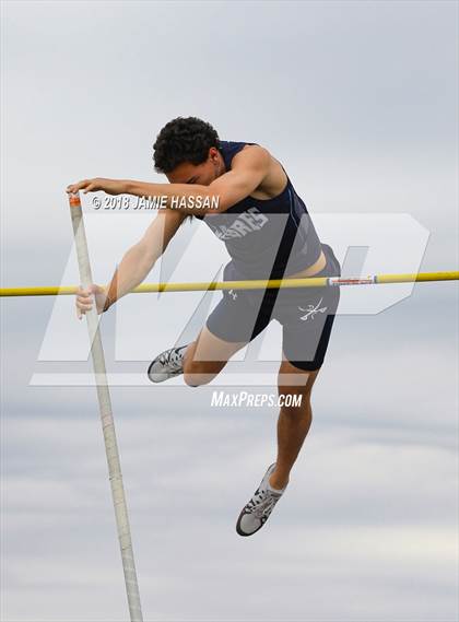 Thumbnail 2 in Bob Jenkins SCTCCCA Coaches Classic (Pole Vault) photogallery.