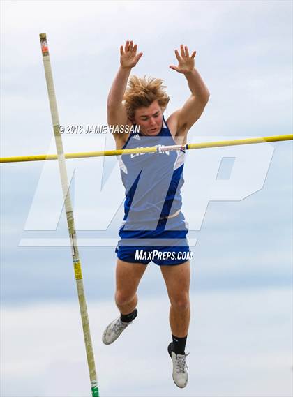 Thumbnail 1 in Bob Jenkins SCTCCCA Coaches Classic (Pole Vault) photogallery.