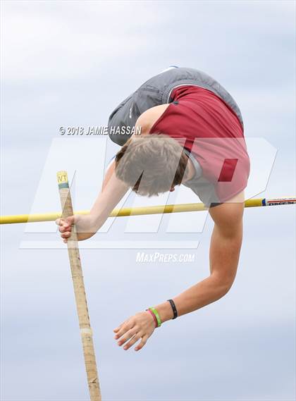 Thumbnail 1 in Bob Jenkins SCTCCCA Coaches Classic (Pole Vault) photogallery.