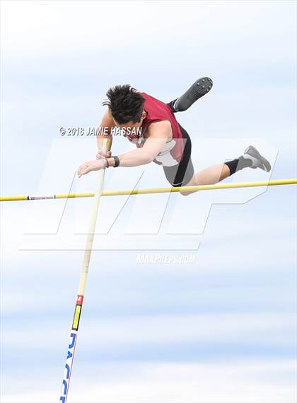 Thumbnail 2 in Bob Jenkins SCTCCCA Coaches Classic (Pole Vault) photogallery.
