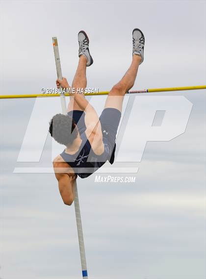 Thumbnail 3 in Bob Jenkins SCTCCCA Coaches Classic (Pole Vault) photogallery.