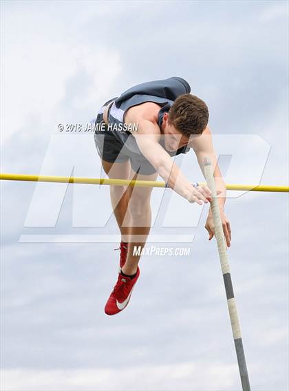 Thumbnail 1 in Bob Jenkins SCTCCCA Coaches Classic (Pole Vault) photogallery.