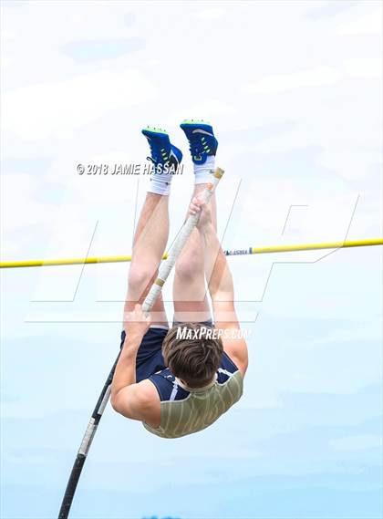 Thumbnail 1 in Bob Jenkins SCTCCCA Coaches Classic (Pole Vault) photogallery.
