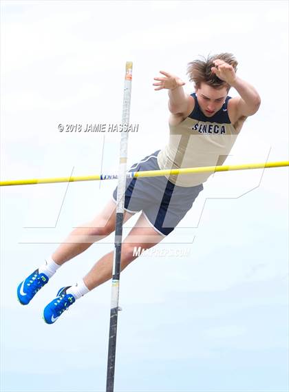 Thumbnail 3 in Bob Jenkins SCTCCCA Coaches Classic (Pole Vault) photogallery.
