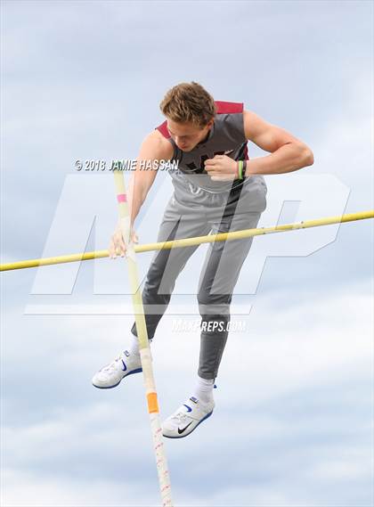 Thumbnail 2 in Bob Jenkins SCTCCCA Coaches Classic (Pole Vault) photogallery.