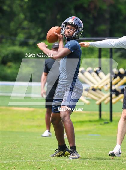 Thumbnail 3 in Whitehaven vs South Panola (U of Memphis 7v7) photogallery.