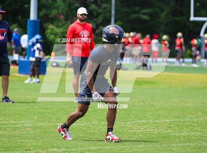 Thumbnail 2 in Whitehaven vs South Panola (U of Memphis 7v7) photogallery.