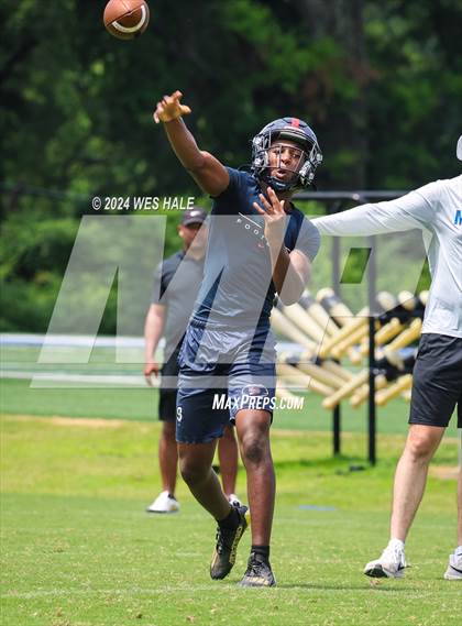 Thumbnail 2 in Whitehaven vs South Panola (U of Memphis 7v7) photogallery.