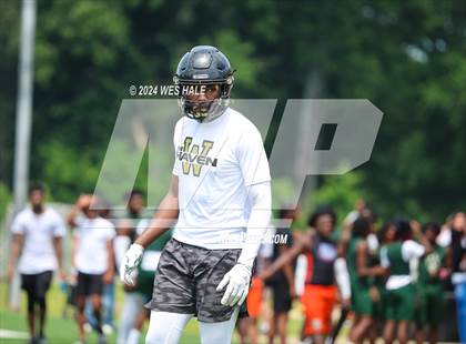 Thumbnail 2 in Whitehaven vs South Panola (U of Memphis 7v7) photogallery.