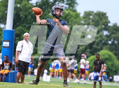 Thumbnail 1 in Whitehaven vs South Panola (U of Memphis 7v7) photogallery.