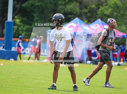Thumbnail 3 in Whitehaven vs South Panola (U of Memphis 7v7) photogallery.