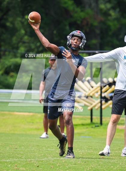 Thumbnail 1 in Whitehaven vs South Panola (U of Memphis 7v7) photogallery.