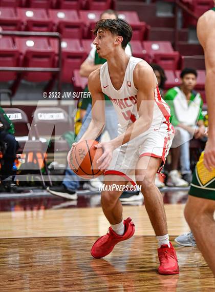 Thumbnail 1 in Lake Belton vs Lexington (Cameron Chamber Christmas Classic) photogallery.